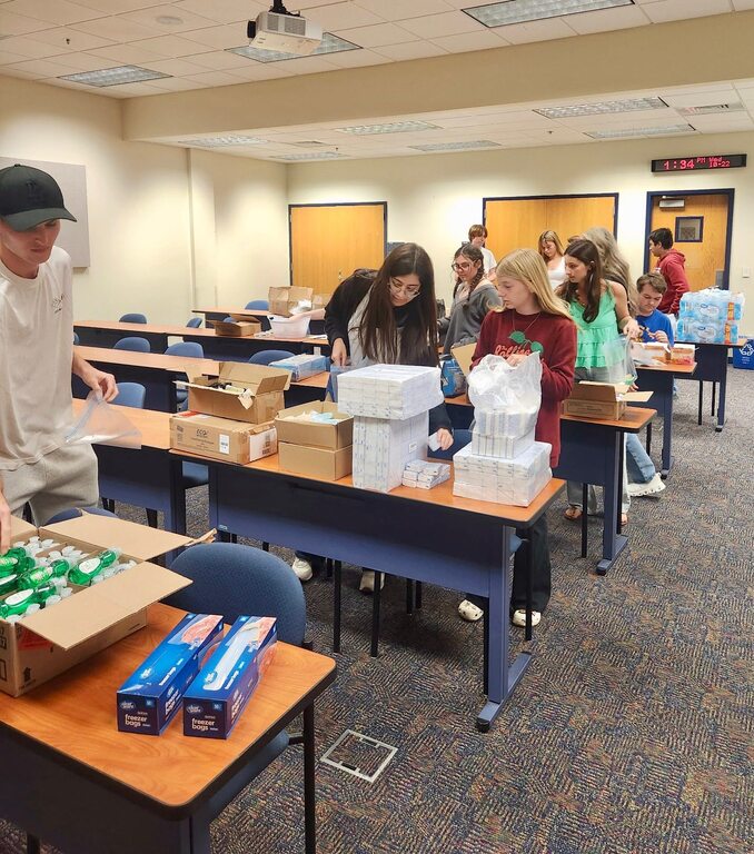 CKI - Service Project Service project at work! CKI making a difference!